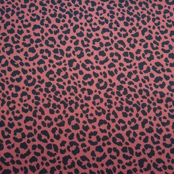 Estampa_Oxf Onca Vermelho_Delares